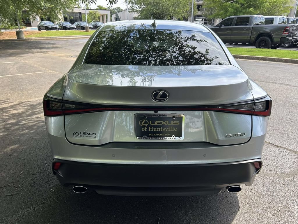 Used 2025 Lexus IS 300 w/ Comfort Package RWD image 3