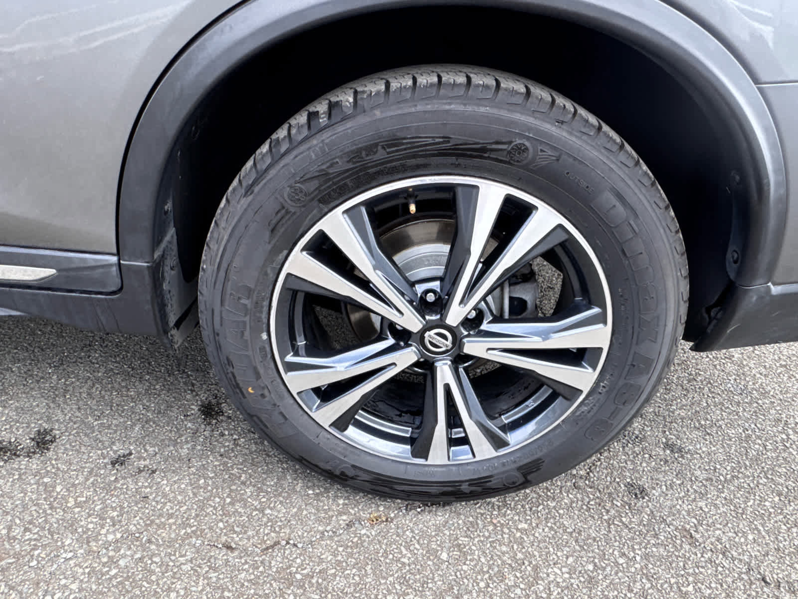 Used 2018 Nissan Rogue SL image 5