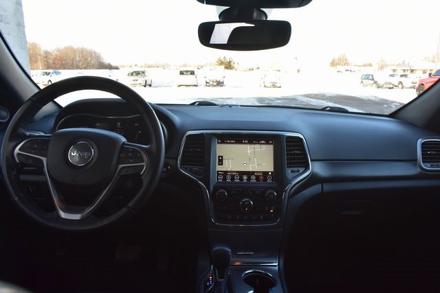 Used 2018 Jeep Grand Cherokee Altitude image 37