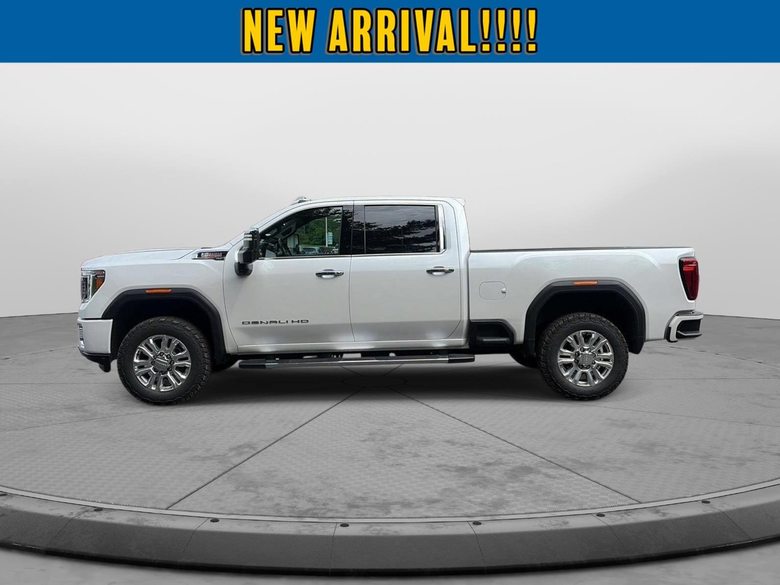 Certified 2022 GMC Sierra 2500 Denali AWD/4WD image 7
