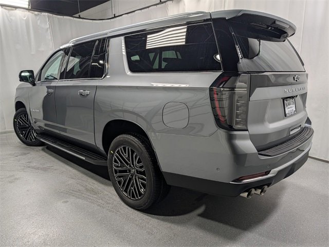 New 2026 Chevrolet Suburban Premier image 7