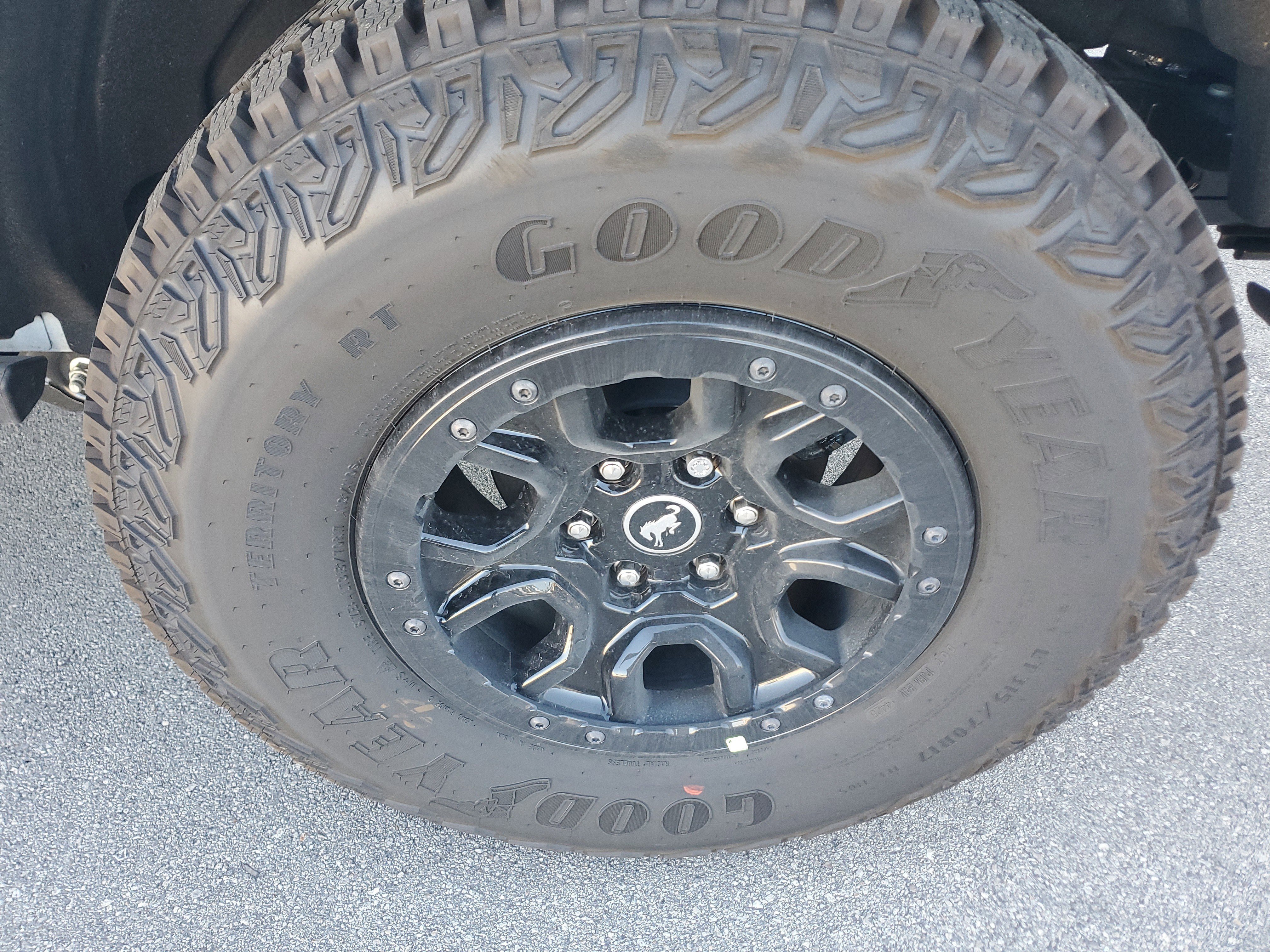 New 2025 Ford Bronco Badlands image 7