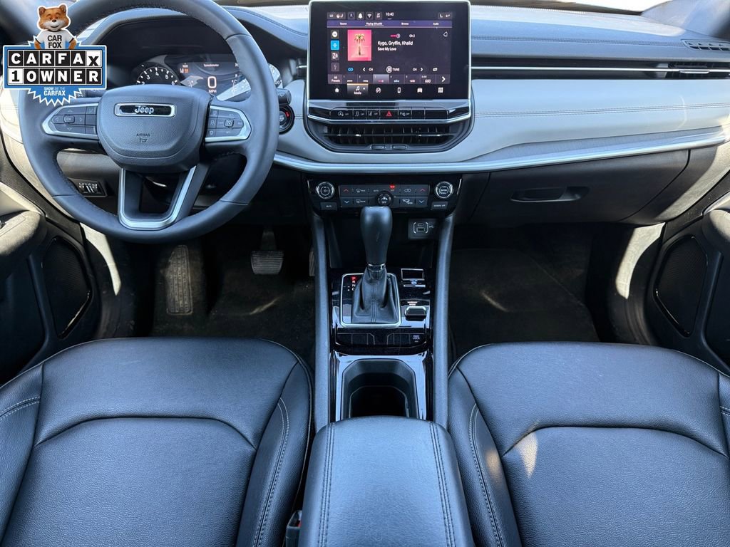 Certified 2025 Jeep Compass Limited AWD/4WD image 10