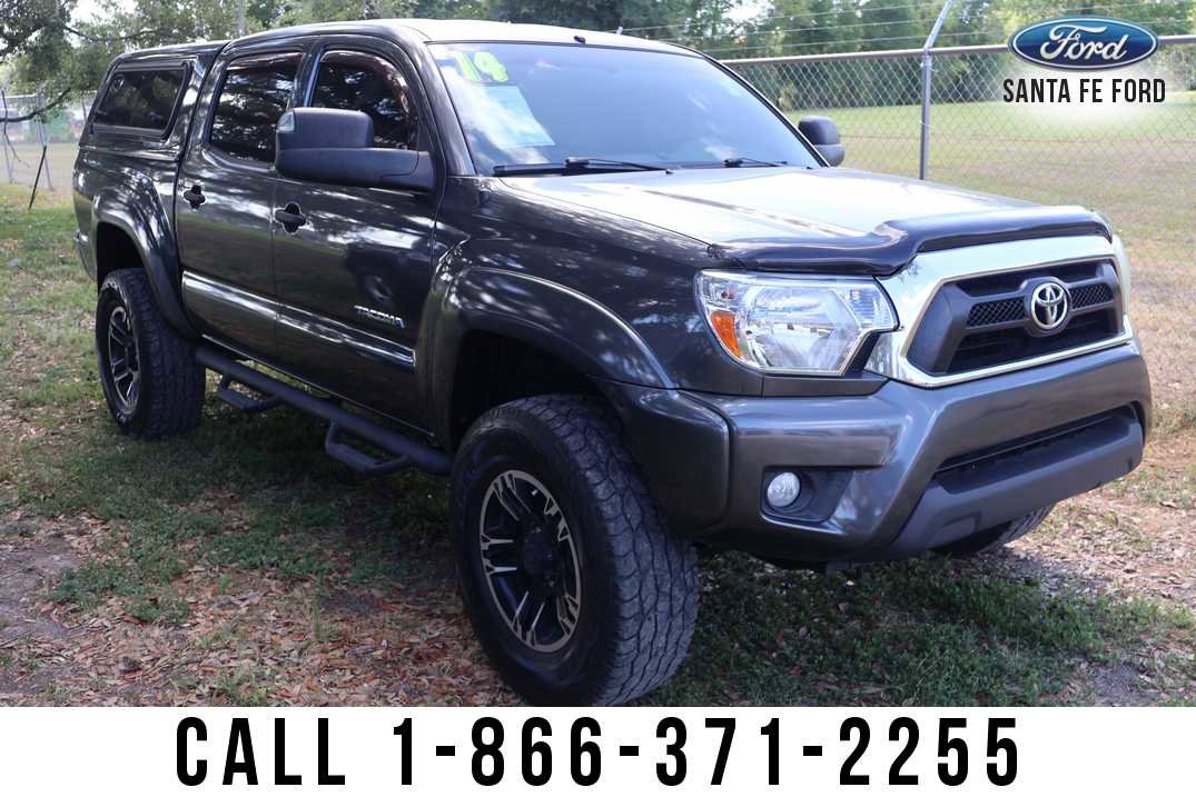 Used 2014 Toyota Tacoma PreRunner w/ SR5 Package RWD image 5