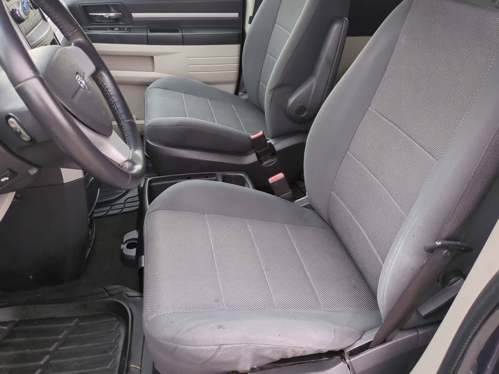 Used 2008 Dodge Grand Caravan SXT FWD image 16
