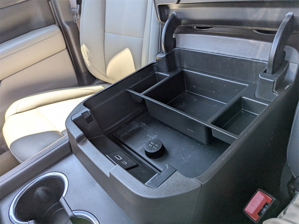 Certified 2022 Chevrolet Tahoe Z71 w/ Luxury Package image 28