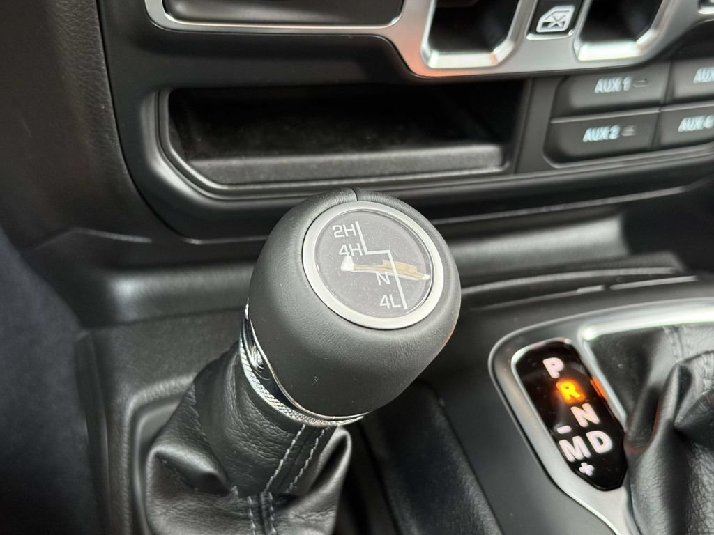 New 2026 Jeep Gladiator Sport AWD/4WD image 31