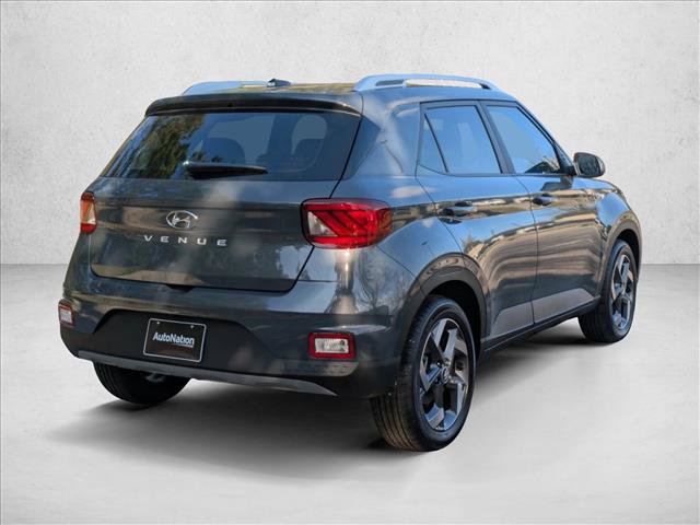 New 2026 Hyundai Venue SEL FWD image 2