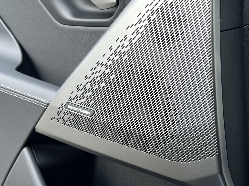 Used 2024 BMW 530i xDrive w/ M Sport Package image 32