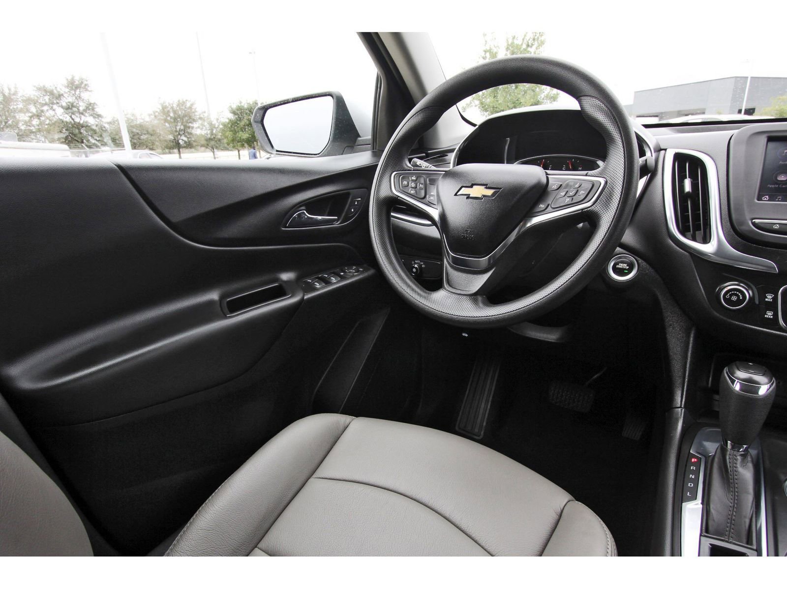 Used 2021 Chevrolet Equinox LT image 11