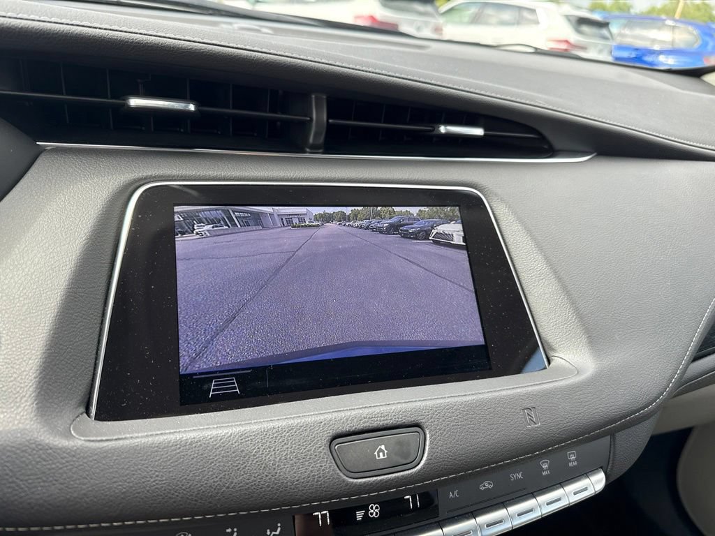 Used 2019 Cadillac XT4 Premium Luxury w/ Cold Weather Package AWD/4WD image 16