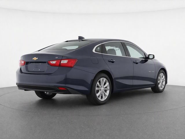 Used 2025 Chevrolet Malibu LT FWD image 4