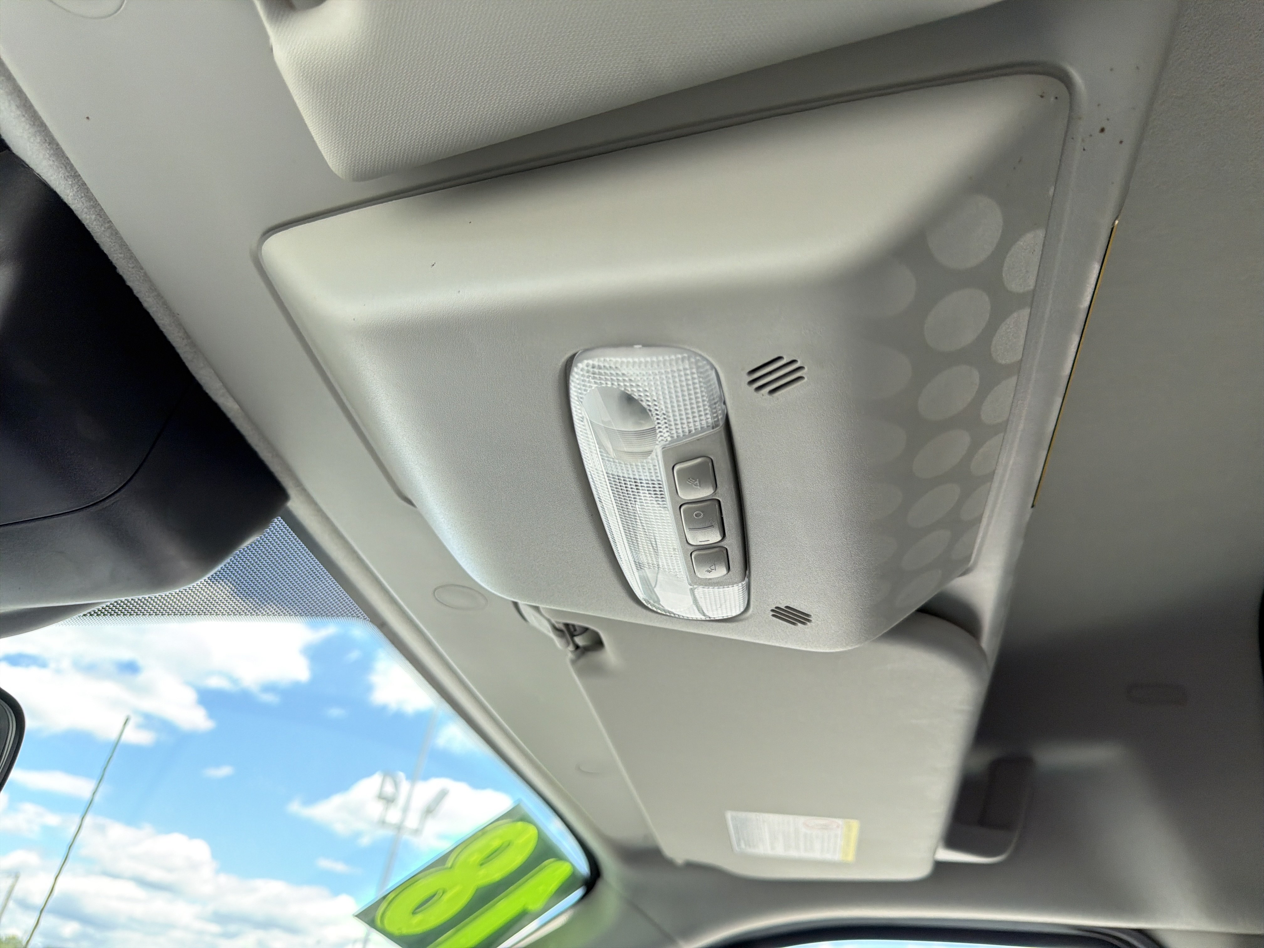 Used 2018 Ford Transit 150 130 Medium Roof RWD image 30