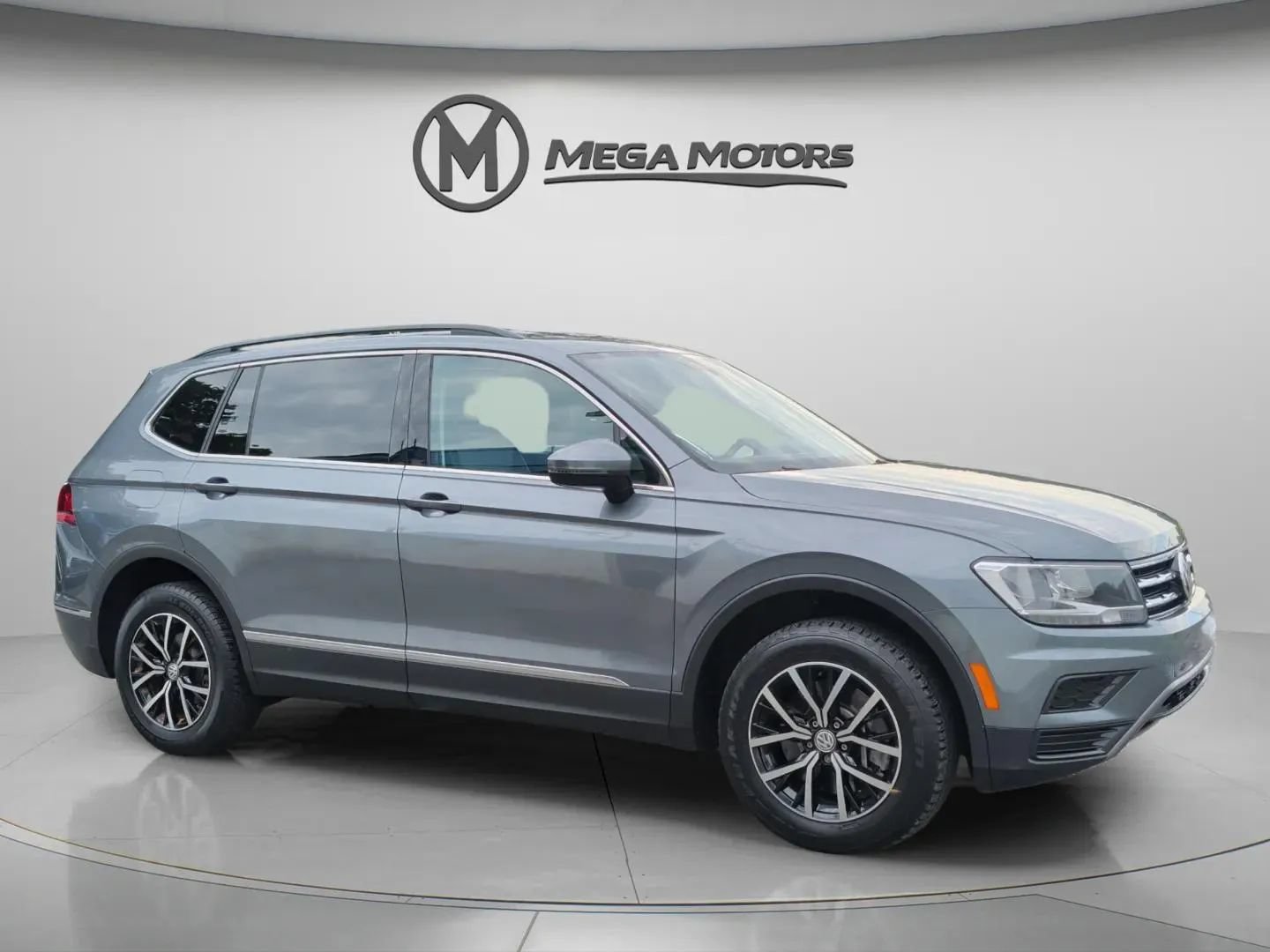 Used 2021 Volkswagen Tiguan SE FWD image 10