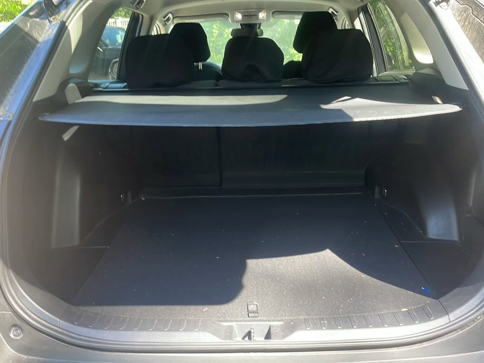 Used 2022 Toyota RAV4 LE AWD/4WD image 9