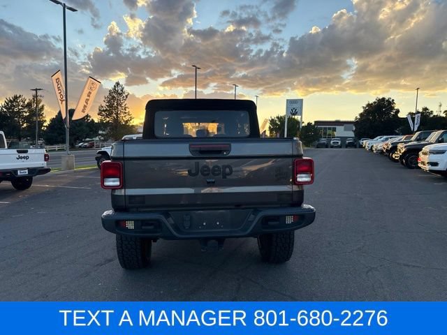 Used 2023 Jeep Gladiator Sport AWD/4WD image 10