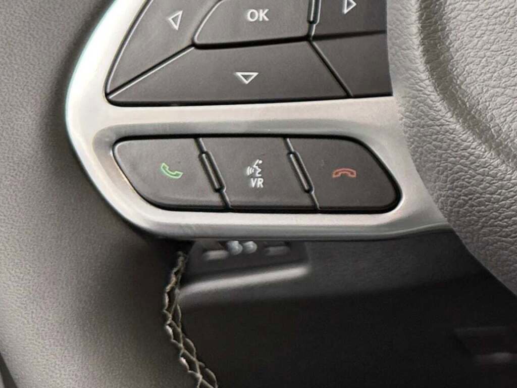 New 2026 Chrysler Pacifica Select image 38