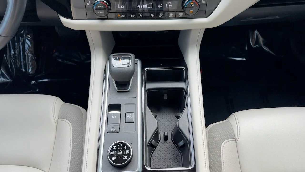 Certified 2023 Nissan Pathfinder SL image 13