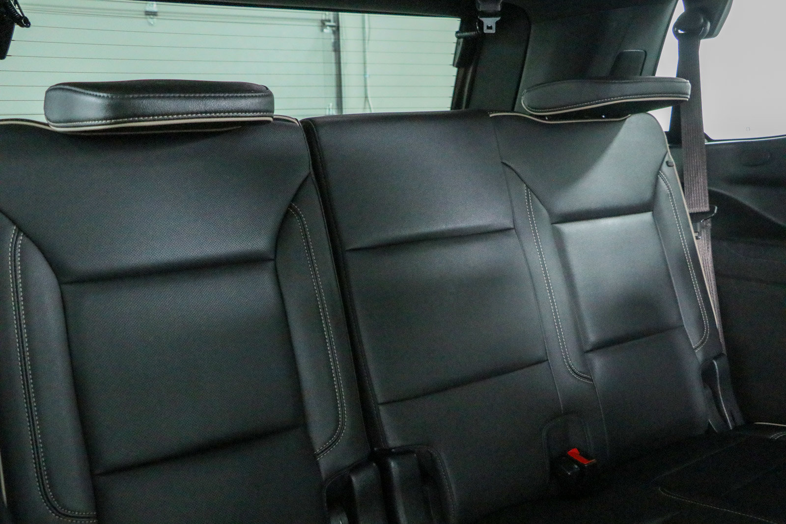 Used 2022 GMC Yukon SLT w/ SLT Premium Package AWD/4WD image 33