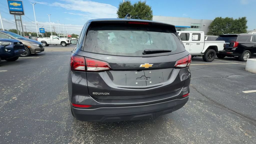 Used 2022 Chevrolet Equinox LS FWD image 7
