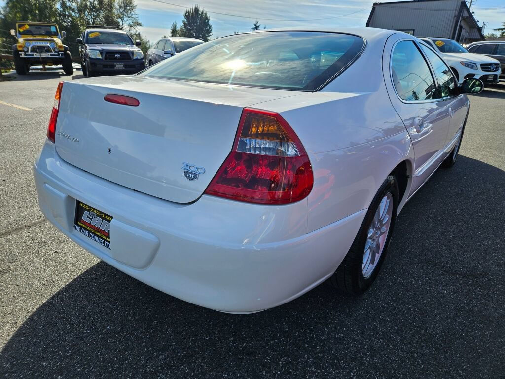 Used 2001 Chrysler 300M FWD image 4