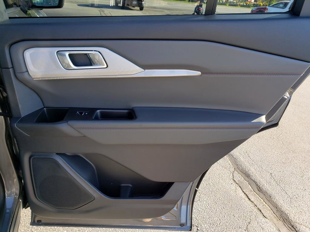 New 2026 Ford Explorer Active image 15
