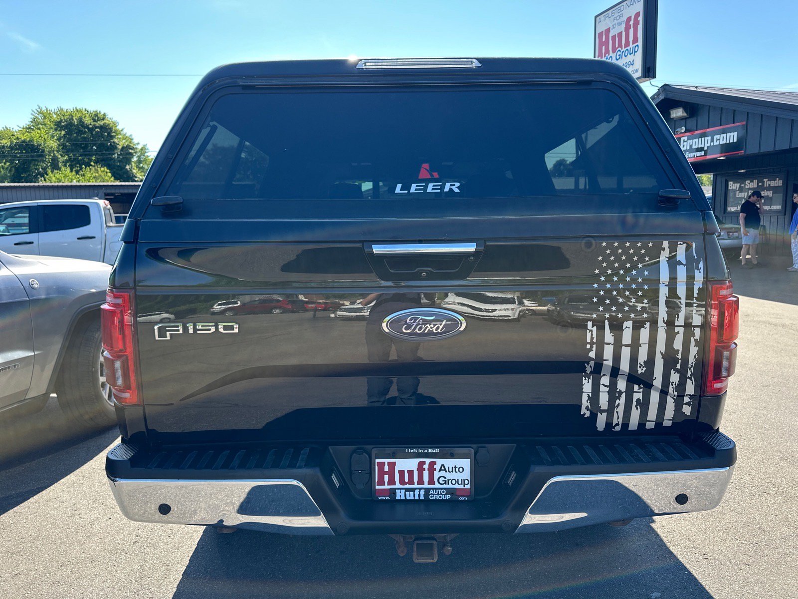Used 2017 Ford F150 Lariat w/ Equipment Group 502A Luxury AWD/4WD image 8
