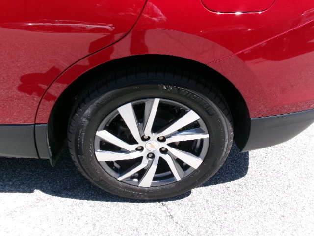 Used 2024 Chevrolet Equinox Premier FWD image 9