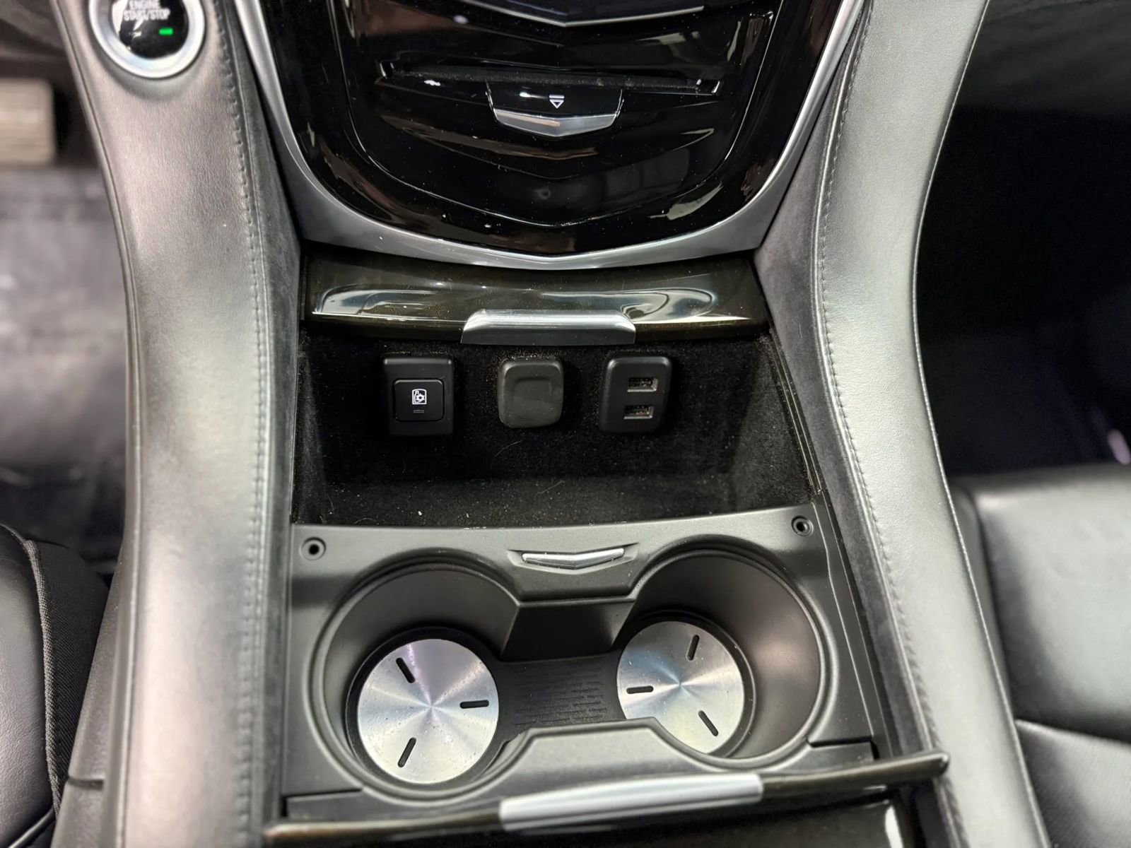 Used 2018 Cadillac Escalade ESV Platinum AWD/4WD image 44