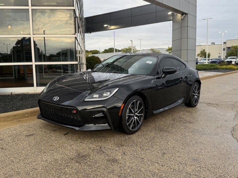 Used 2023 Toyota GR86 w/ ALL Weather Mat Package (TMS) image 7