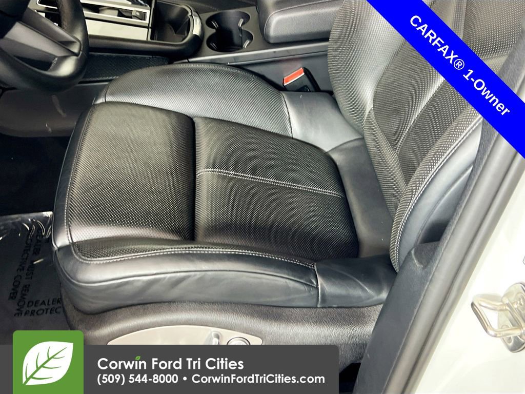 Used 2024 Porsche Macan image 22