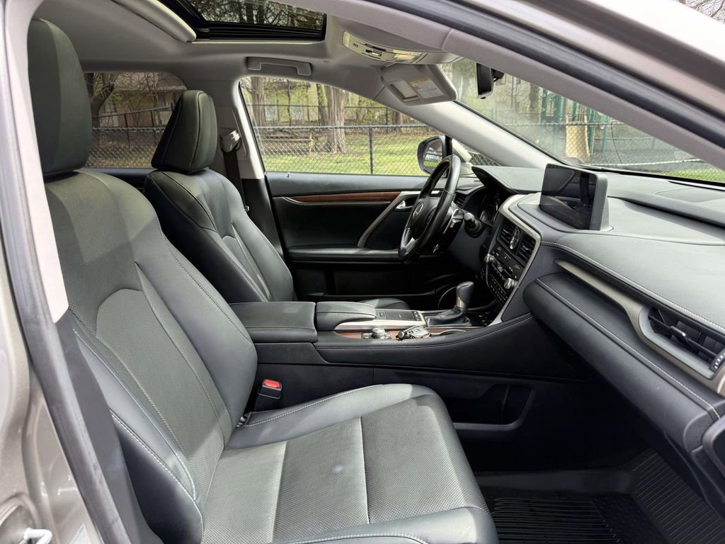 Used 2021 Lexus RX 450hL AWD w/ Premium Package image 14