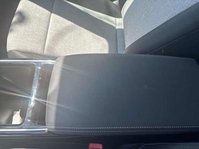 Used 2025 Volkswagen ID.4 Pro image 13