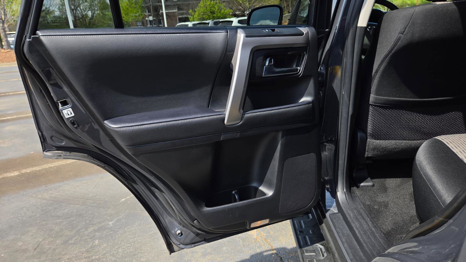 Used 2024 Toyota 4Runner SR5 image 31