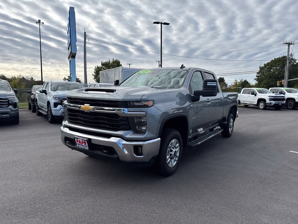 Used 2025 Chevrolet Silverado 2500 LT w/ Convenience Package AWD/4WD image 11
