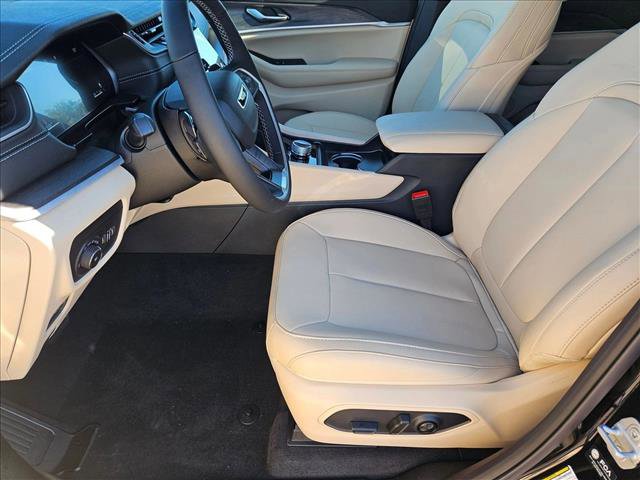 New 2025 Jeep Grand Cherokee Limited w/ Trailer Tow Package video 4