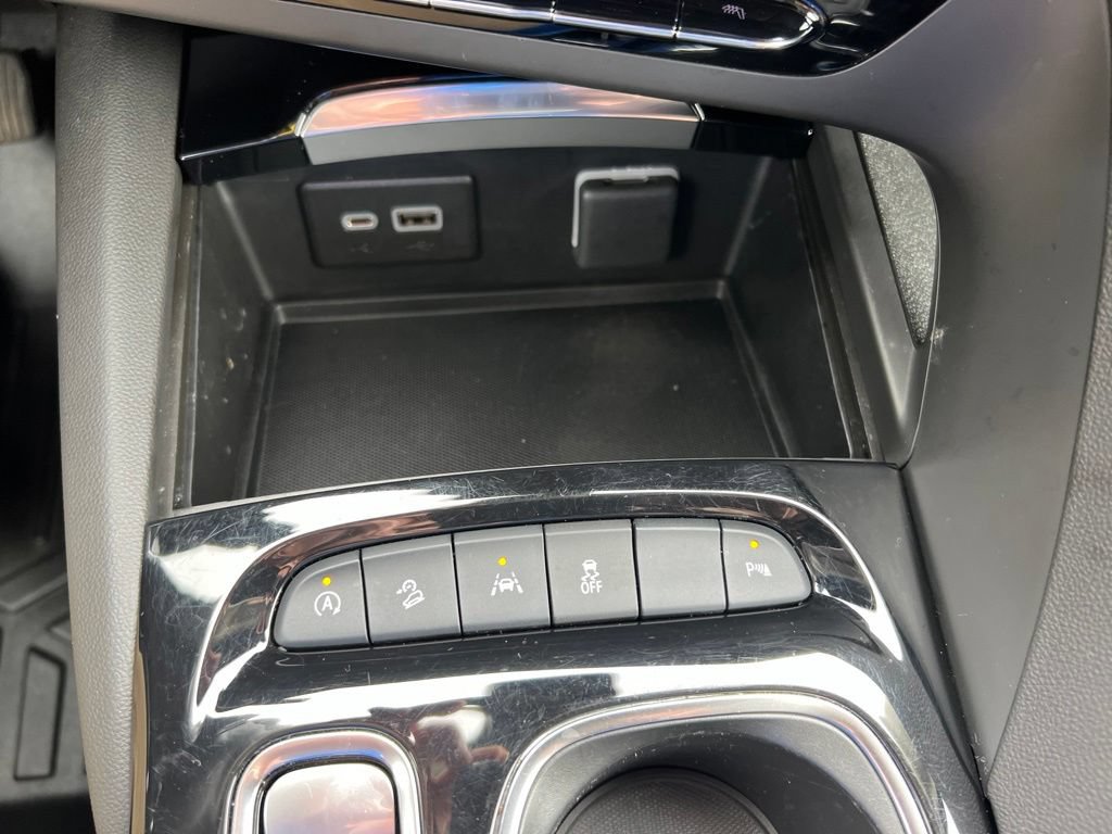 Used 2023 Buick Envision Preferred AWD/4WD image 16