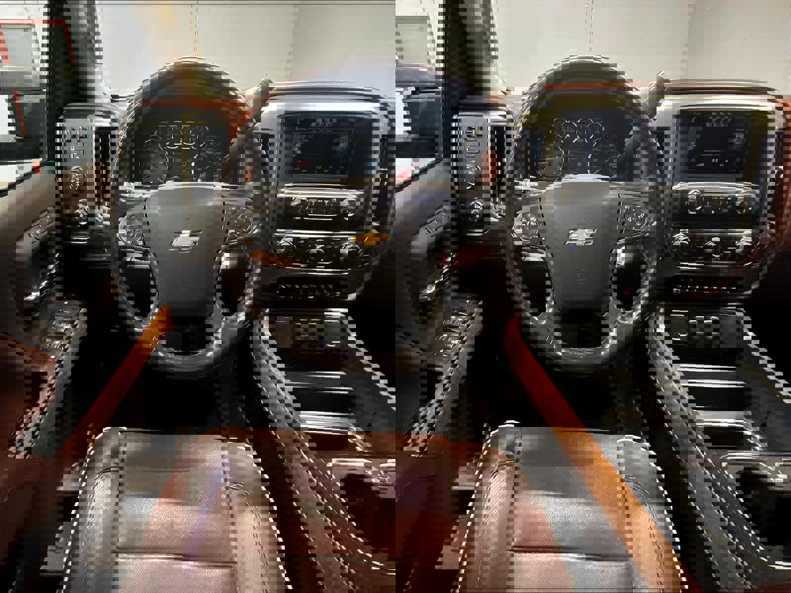 Used 2015 Chevrolet Silverado 2500 High Country w/ Duramax Plus Package image 7