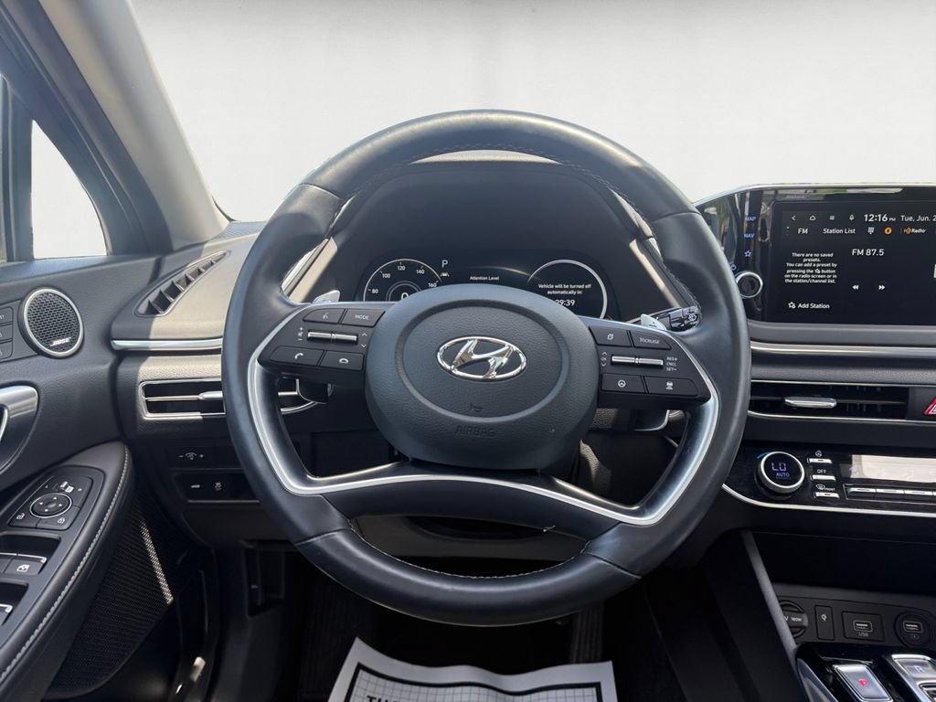 Certified 2023 Hyundai Sonata Limited w/ Preferred Accessory Package FWD image 13