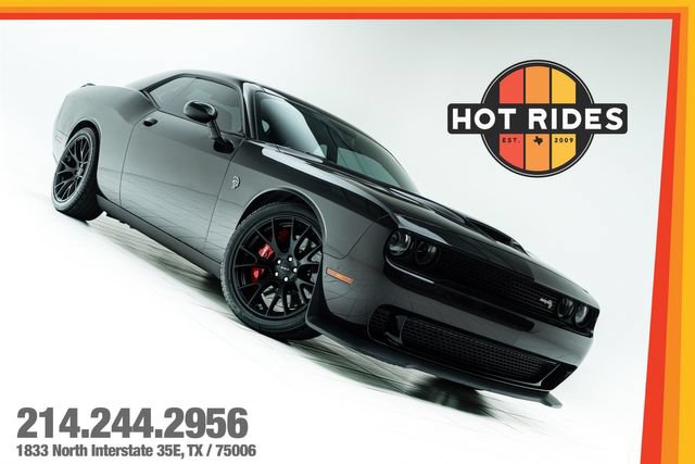 Used 2015 Dodge Challenger SRT Hellcat RWD image 1