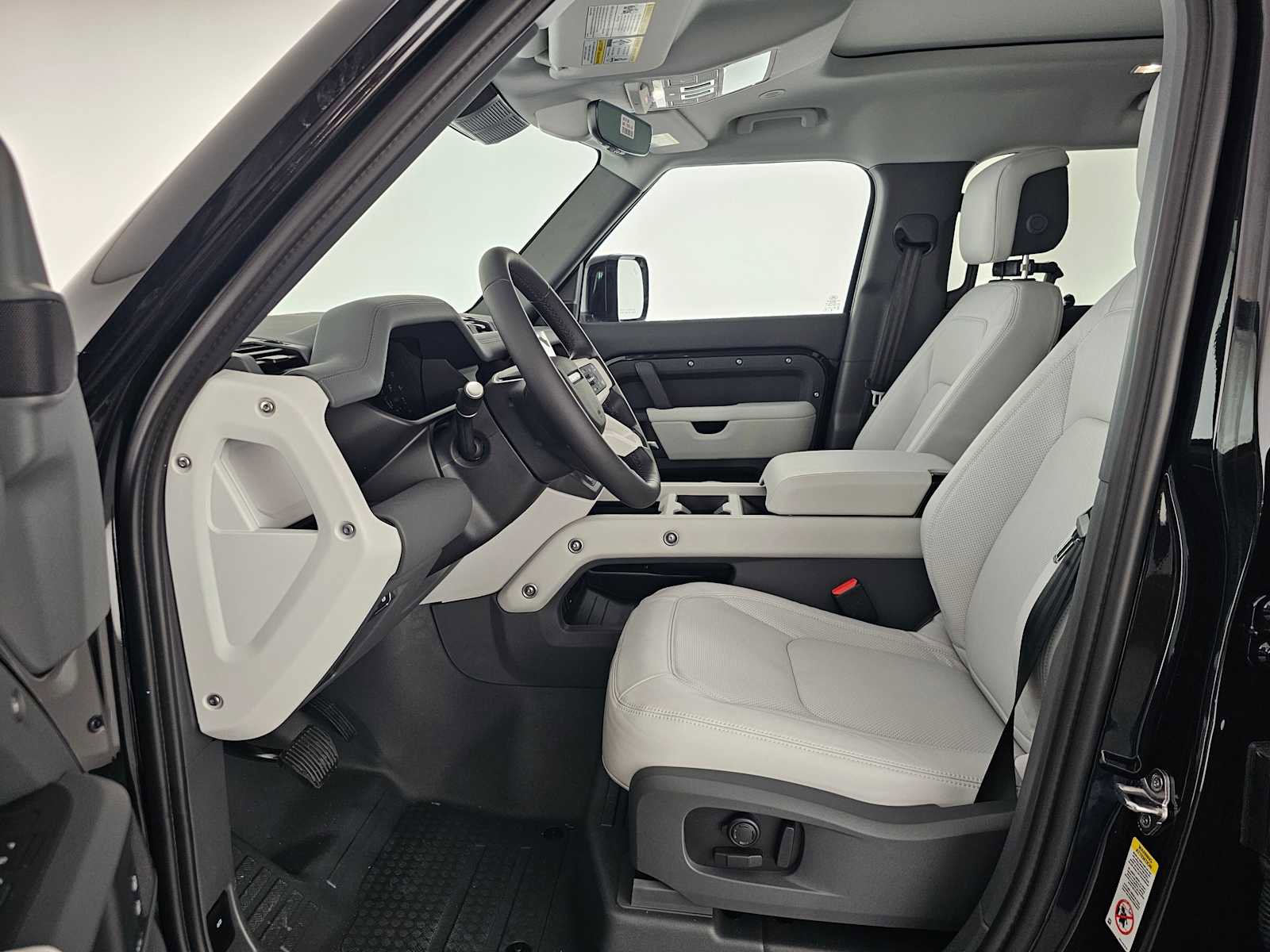 New 2026 Land Rover Defender 110 X-Dynamic SE image 20