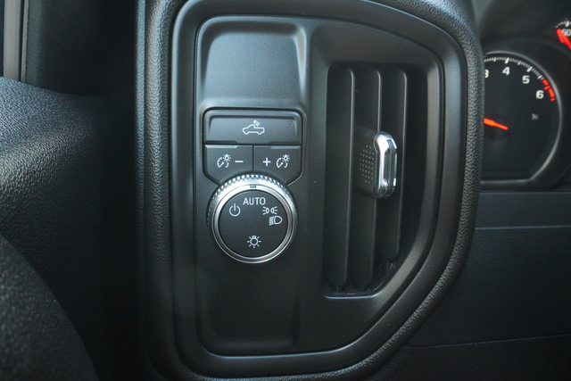 Used 2024 GMC Sierra 1500 Pro w/ Pro Value Package RWD image 12