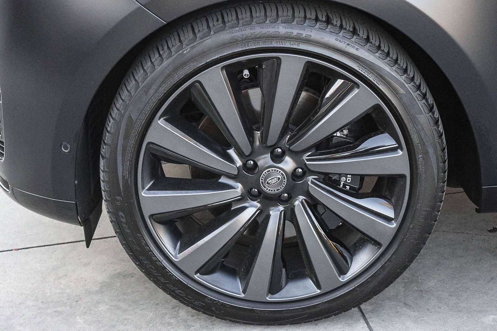 Certified 2024 Land Rover Range Rover SV AWD/4WD image 9