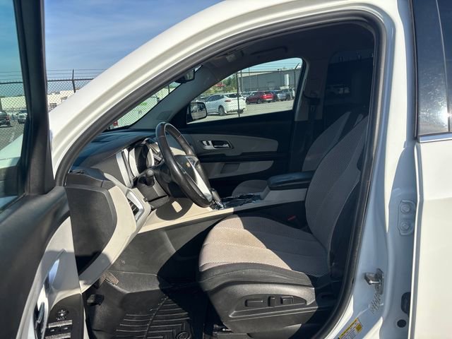 Used 2017 Chevrolet Equinox LT w/ Convenience Package image 14