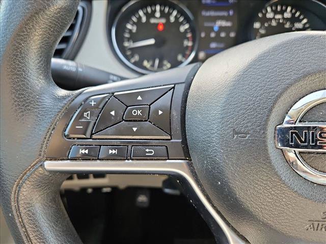 Used 2020 Nissan Rogue Sport SV FWD image 23