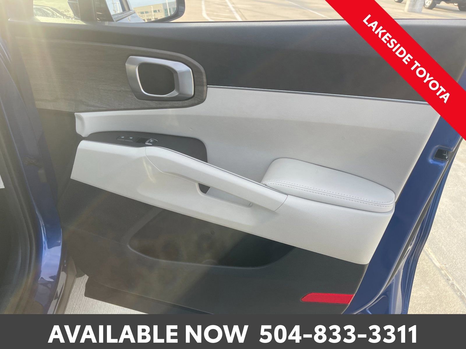 Used 2021 Kia Sorento EX w/ Panoramic Sunroof Package image 18