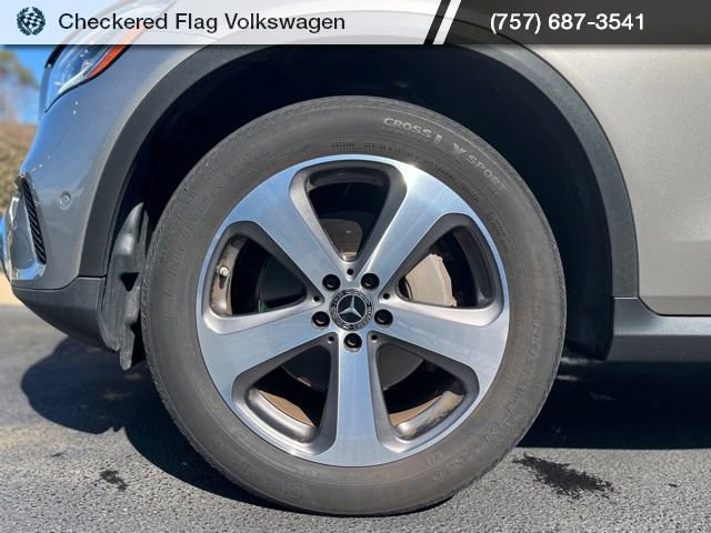 Used 2021 Mercedes-Benz GLC 300 4MATIC image 5