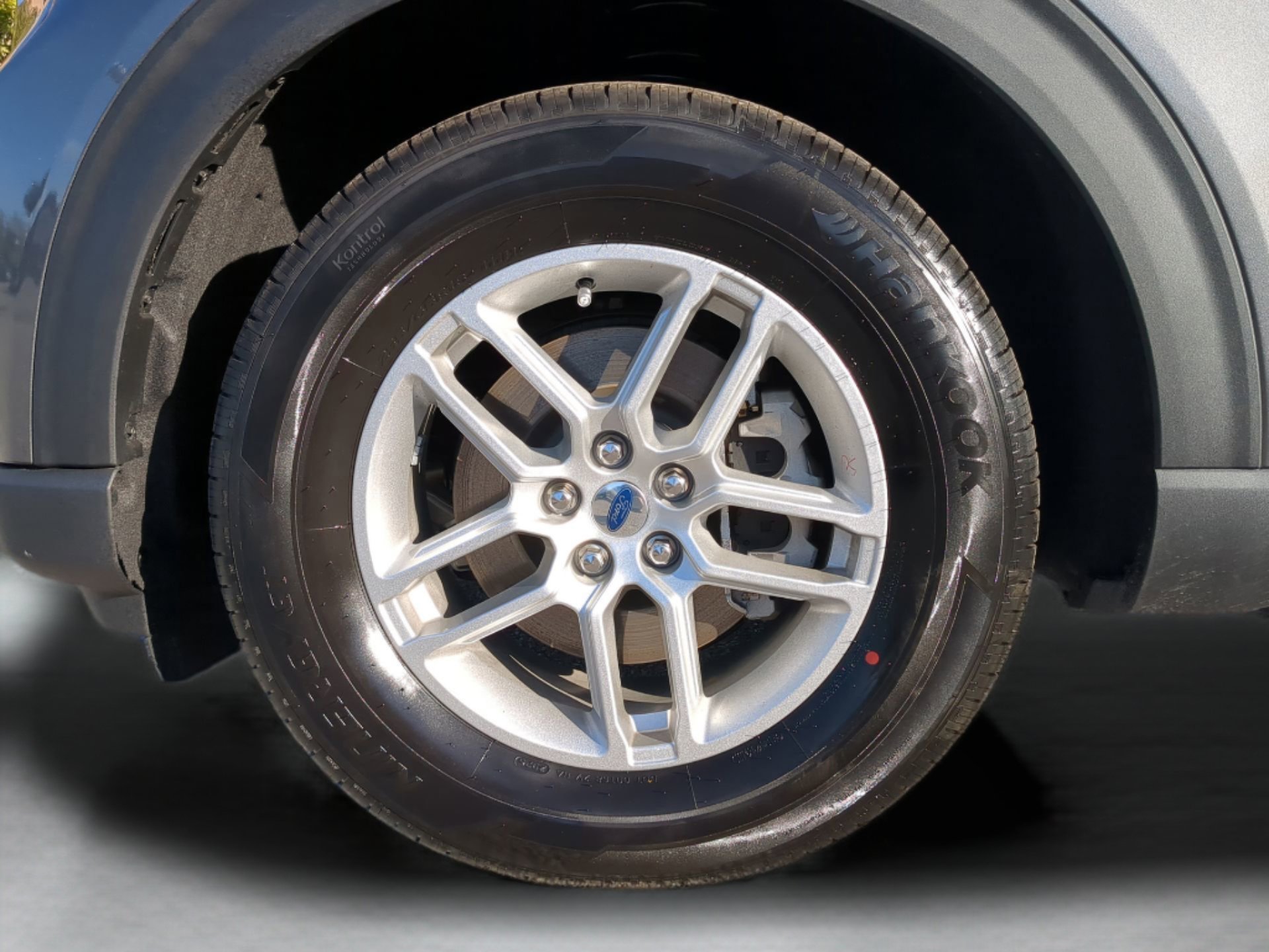 New 2025 Ford Explorer Active w/ Active Comfort Package image 66