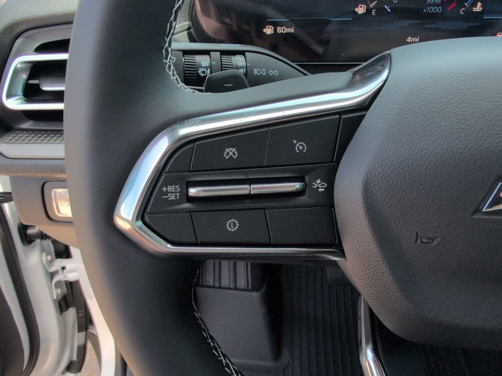 New 2026 Chevrolet Traverse LT w/ Driver Confidence Package FWD image 19