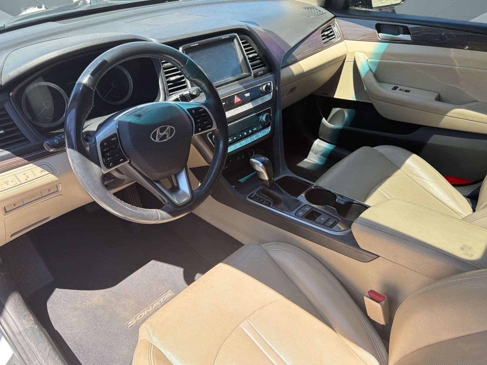 Used 2018 Hyundai Sonata Limited w/ Limited Ultimate Package 03 image 4